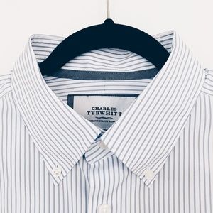 Charles Tyrwhitt Men's Blue & White Striped Shirt